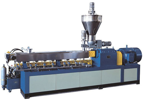 Extrusora de doble husillo paralelo co-rotación